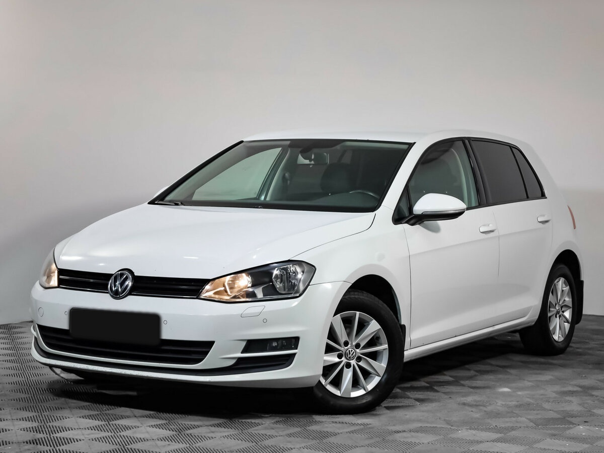 Volkswagen Golf с пробегом — 2015 год. Фото: #0