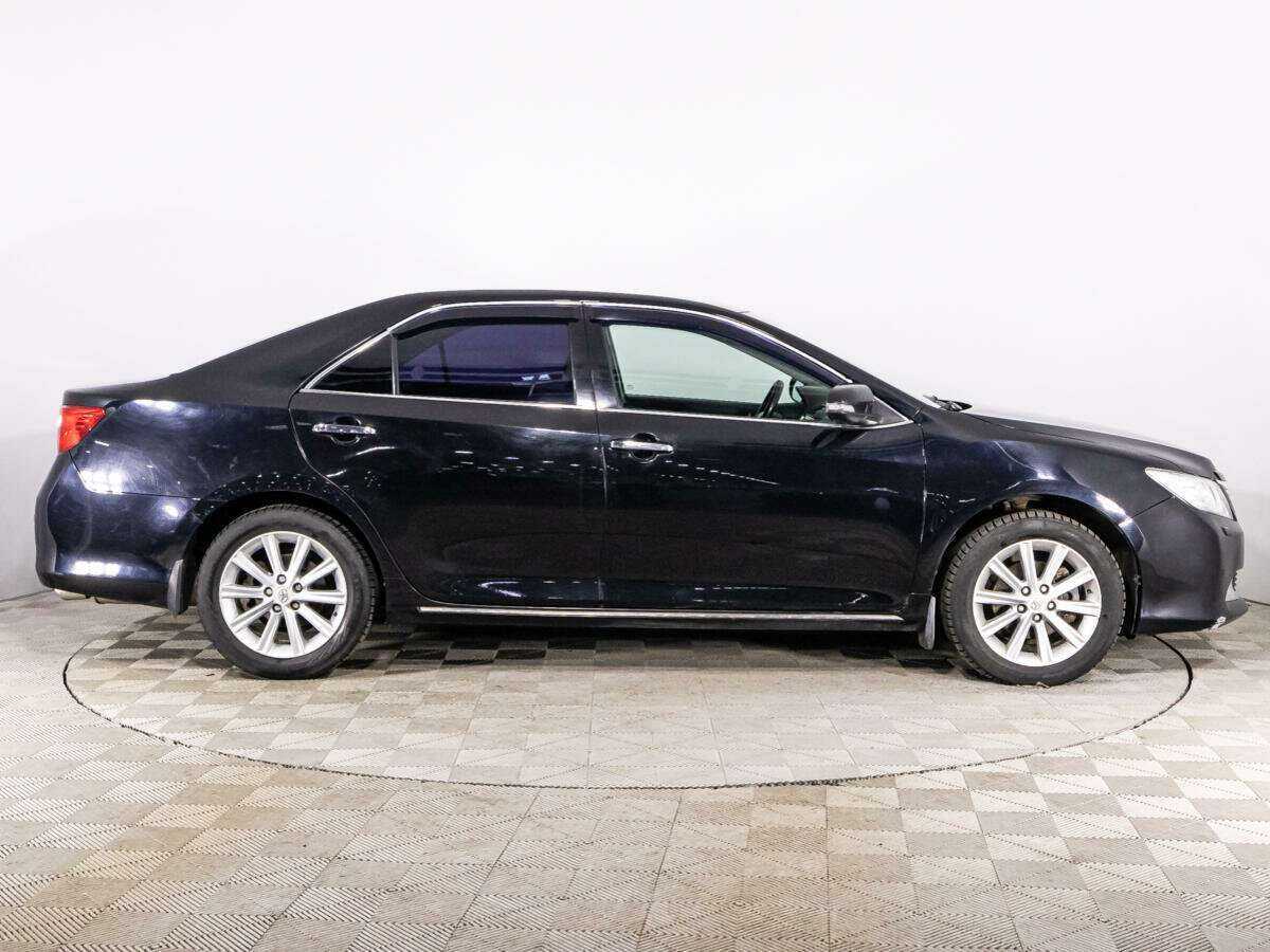 Toyota Camry с пробегом — 2013 год. Фото: #3