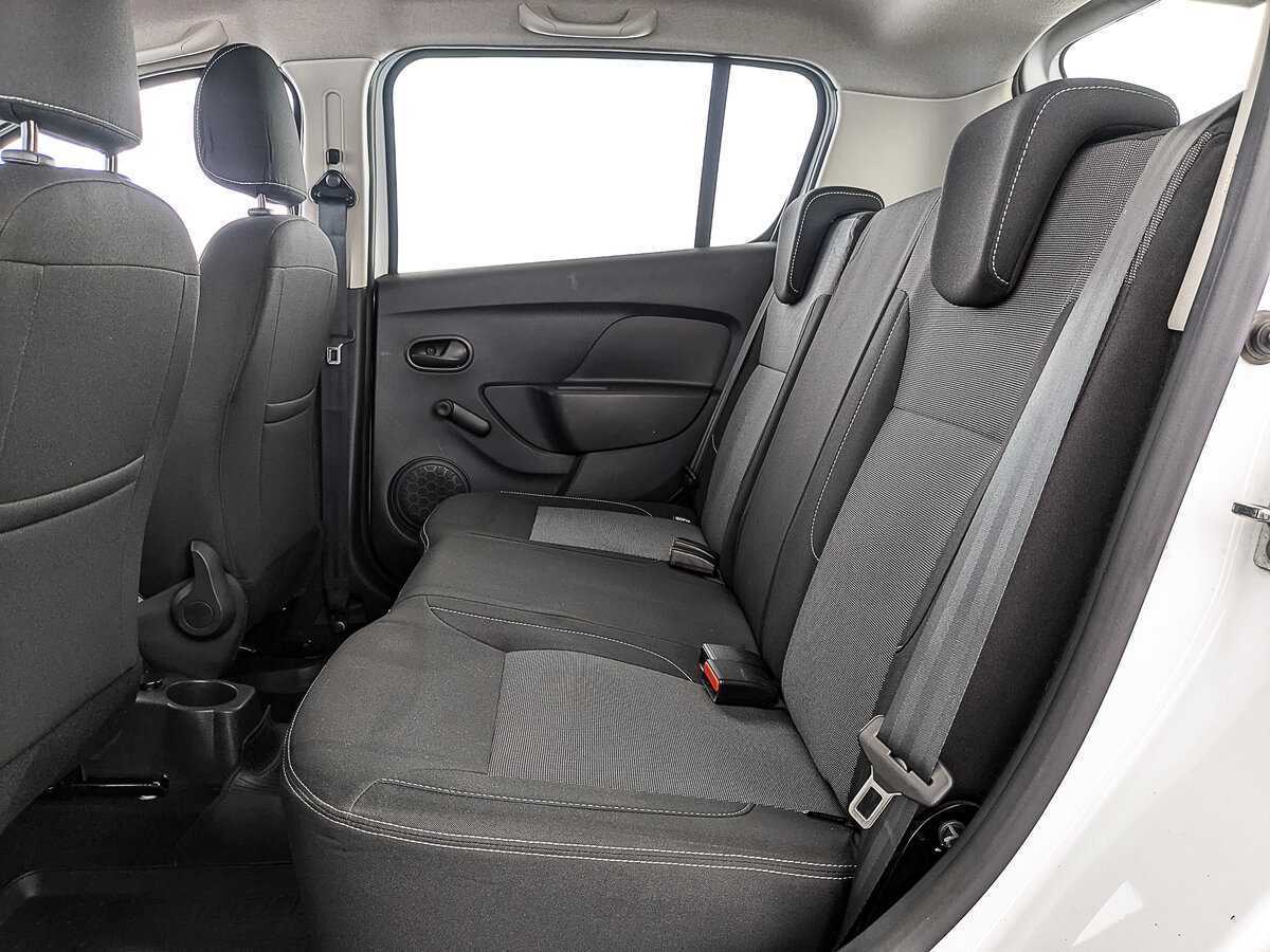 Renault Sandero с пробегом — 2022 год. Фото: #10