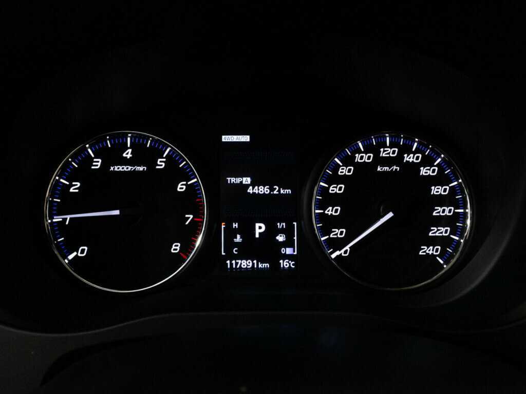 Mitsubishi Outlander с пробегом — 2018 год. Фото: #11