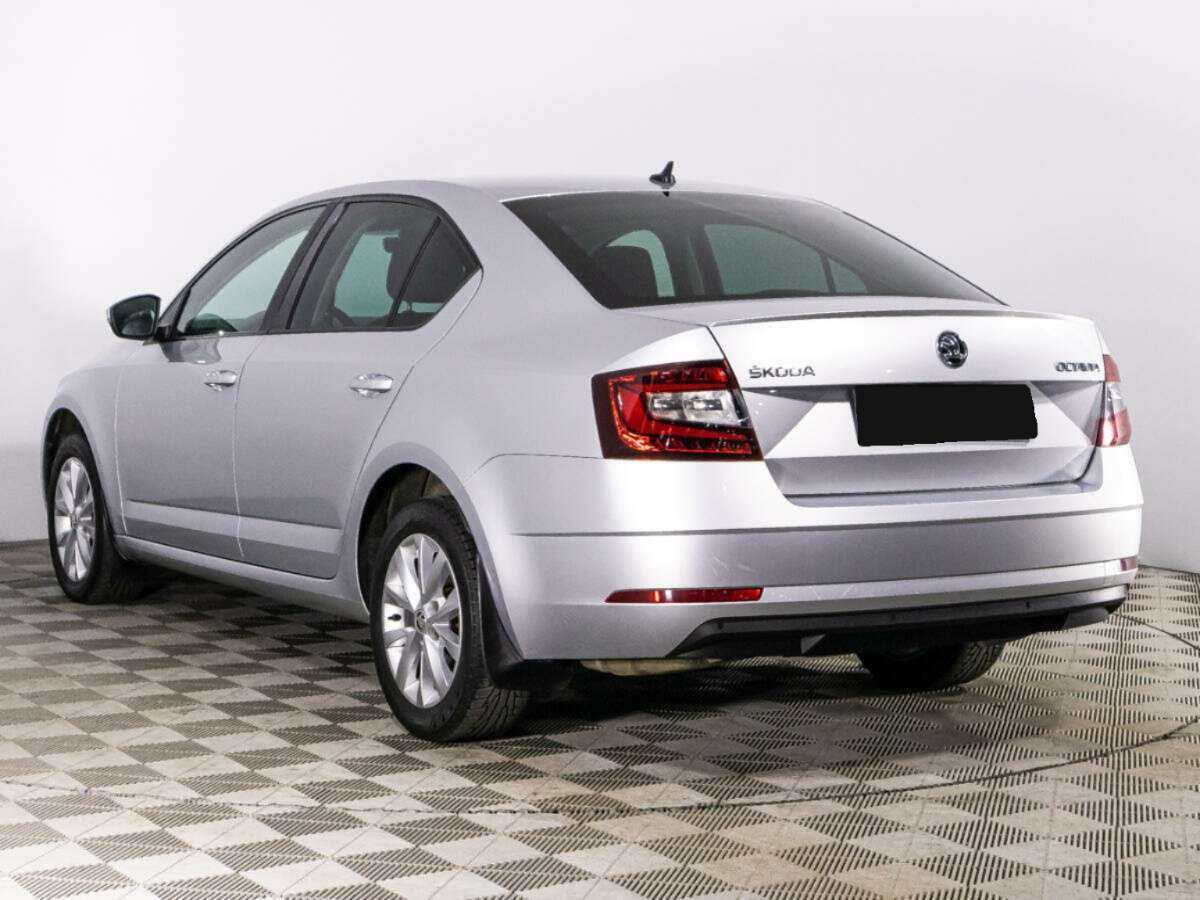Skoda Octavia с пробегом — 2018 год. Фото: #6