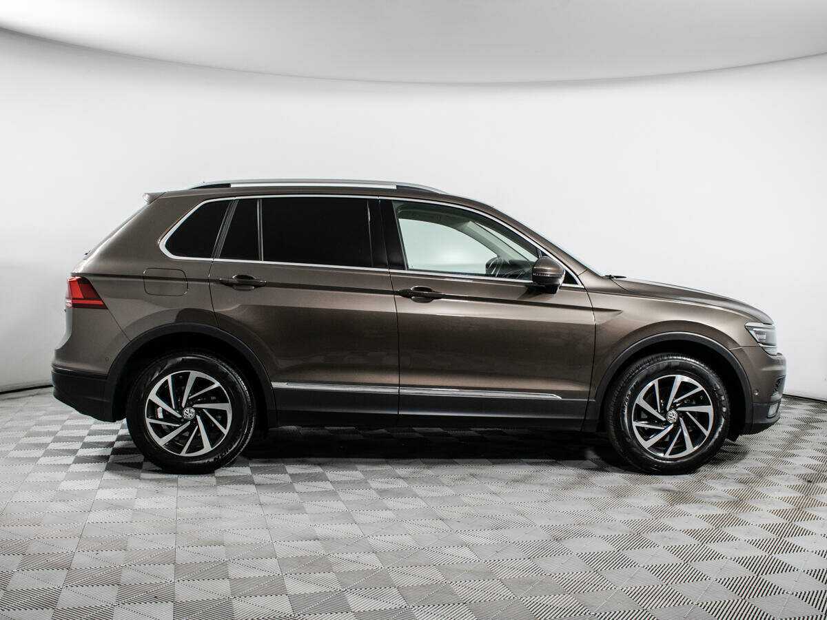 Volkswagen Tiguan с пробегом — 2018 год. Фото: #3