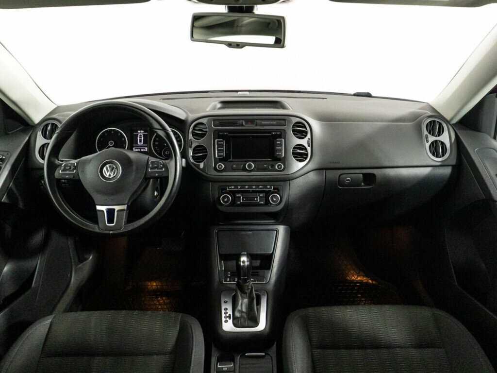 Volkswagen Tiguan с пробегом — 2012 год. Фото: #12