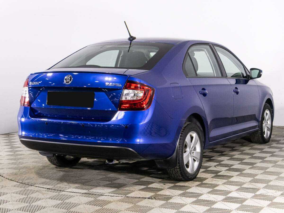 Skoda Rapid с пробегом — 2017 год. Фото: #4