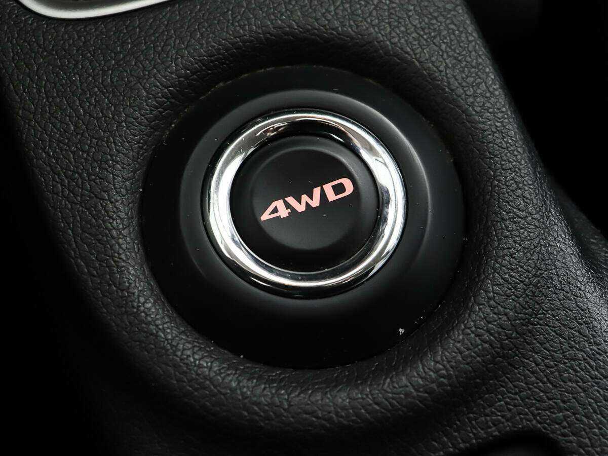 Mitsubishi Outlander с пробегом — 2012 год. Фото: #18