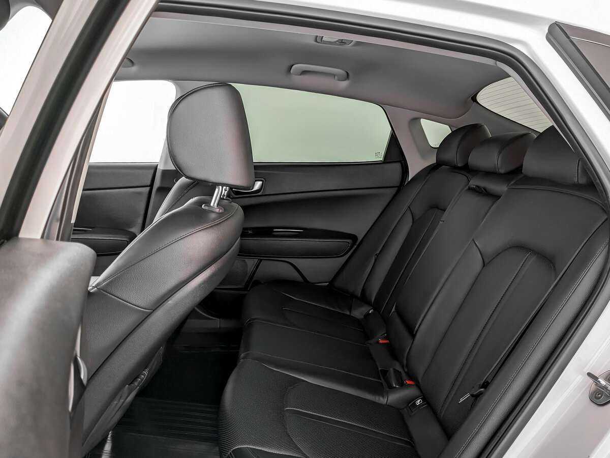 Kia Optima с пробегом — 2018 год. Фото: #9