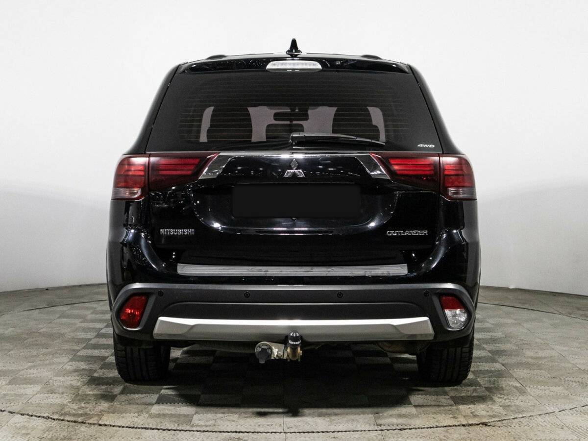 Mitsubishi Outlander с пробегом — 2017 год. Фото: #5