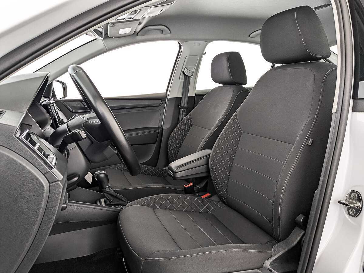 Skoda Rapid с пробегом — 2020 год. Фото: #18