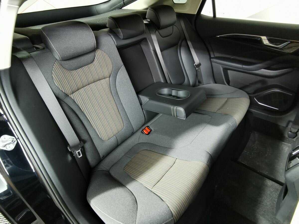 FAW Bestune B70 с пробегом — 2023 год. Фото: #9