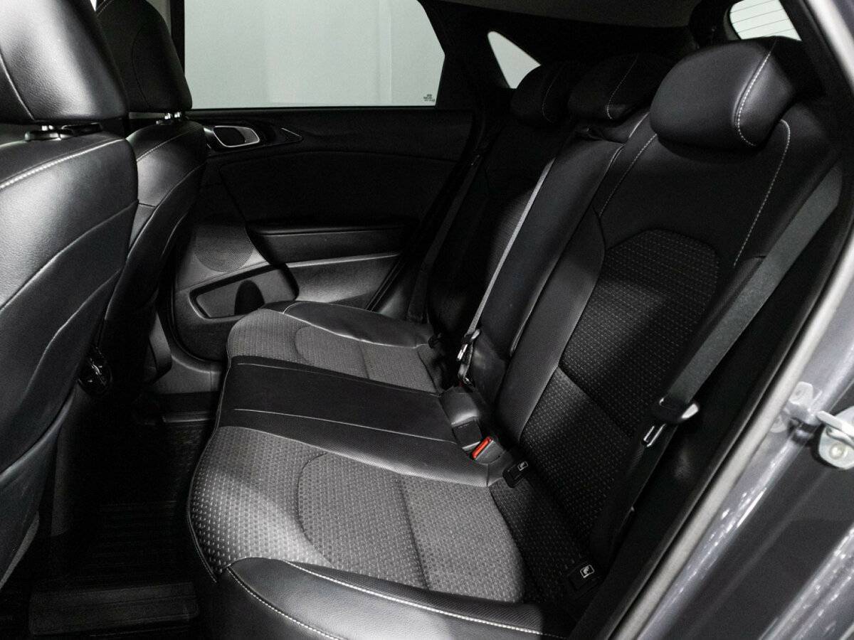 Kia Ceed с пробегом — 2019 год. Фото: #9