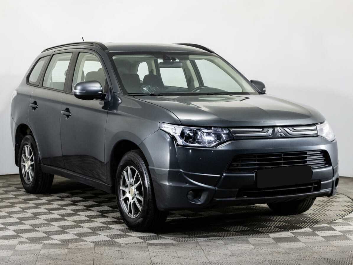 Mitsubishi Outlander с пробегом — 2014 год. Фото: #2
