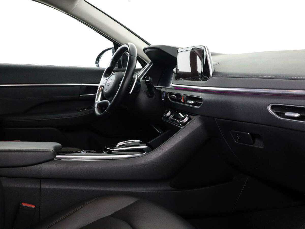 Hyundai Sonata с пробегом — 2020 год. Фото: #4