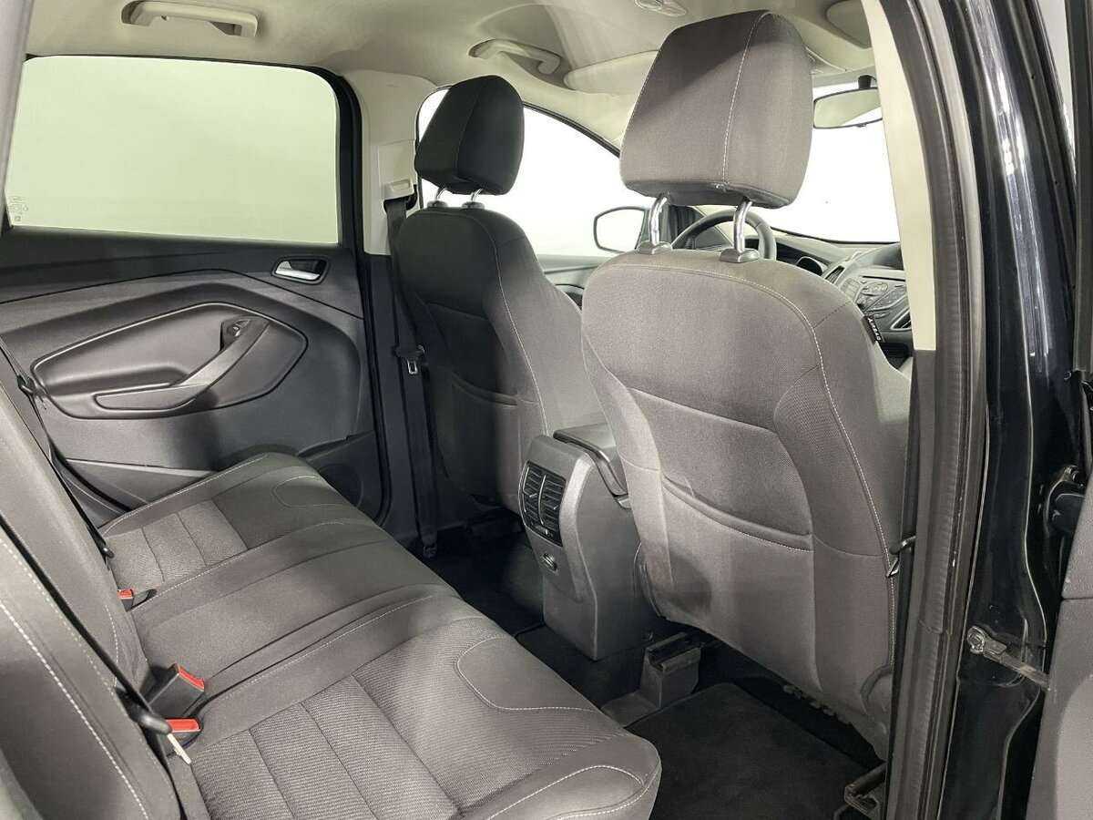 Ford Kuga с пробегом — 2013 год. Фото: #16