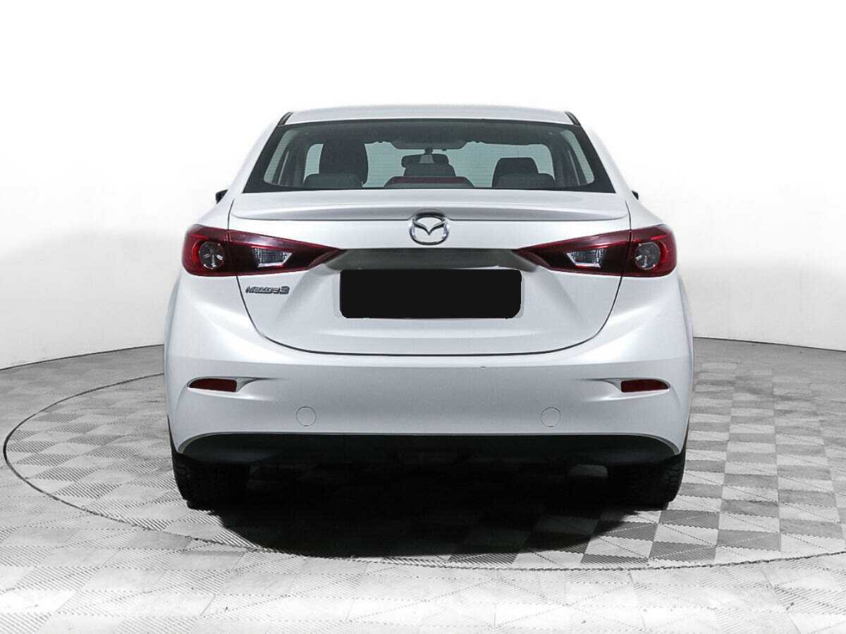 Mazda 3 с пробегом — 2014 год. Фото: #5