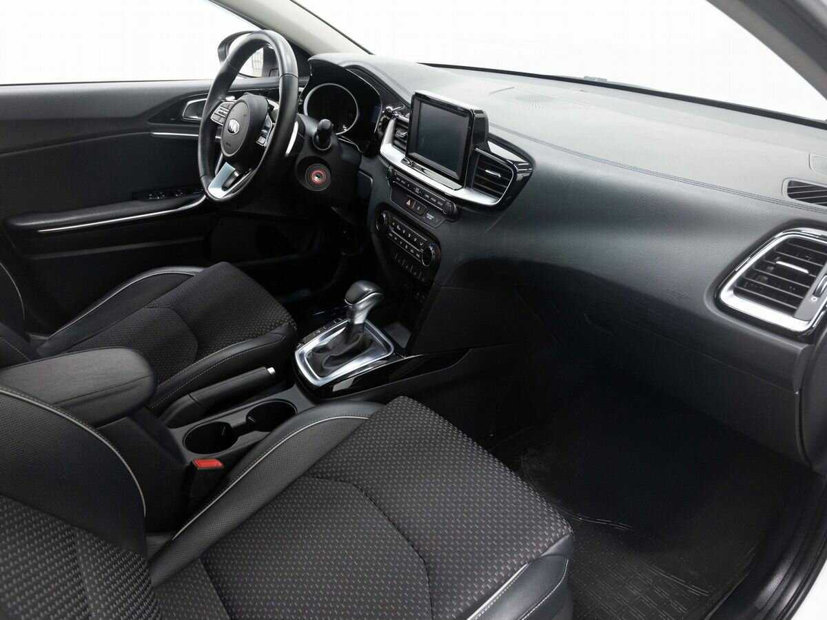 Kia Ceed с пробегом — 2018 год. Фото: #11