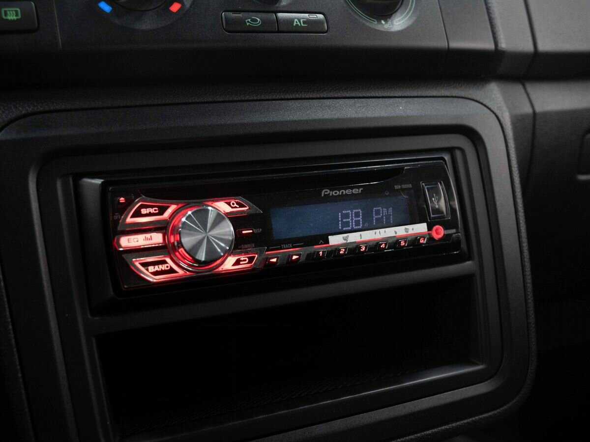 Skoda Fabia с пробегом — 2013 год. Фото: #18