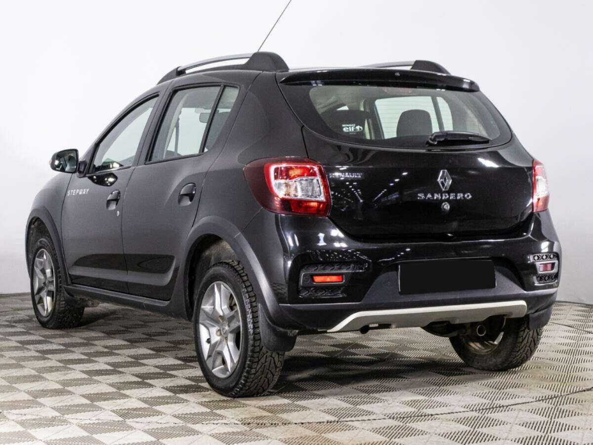 Renault Sandero с пробегом — 2018 год. Фото: #6