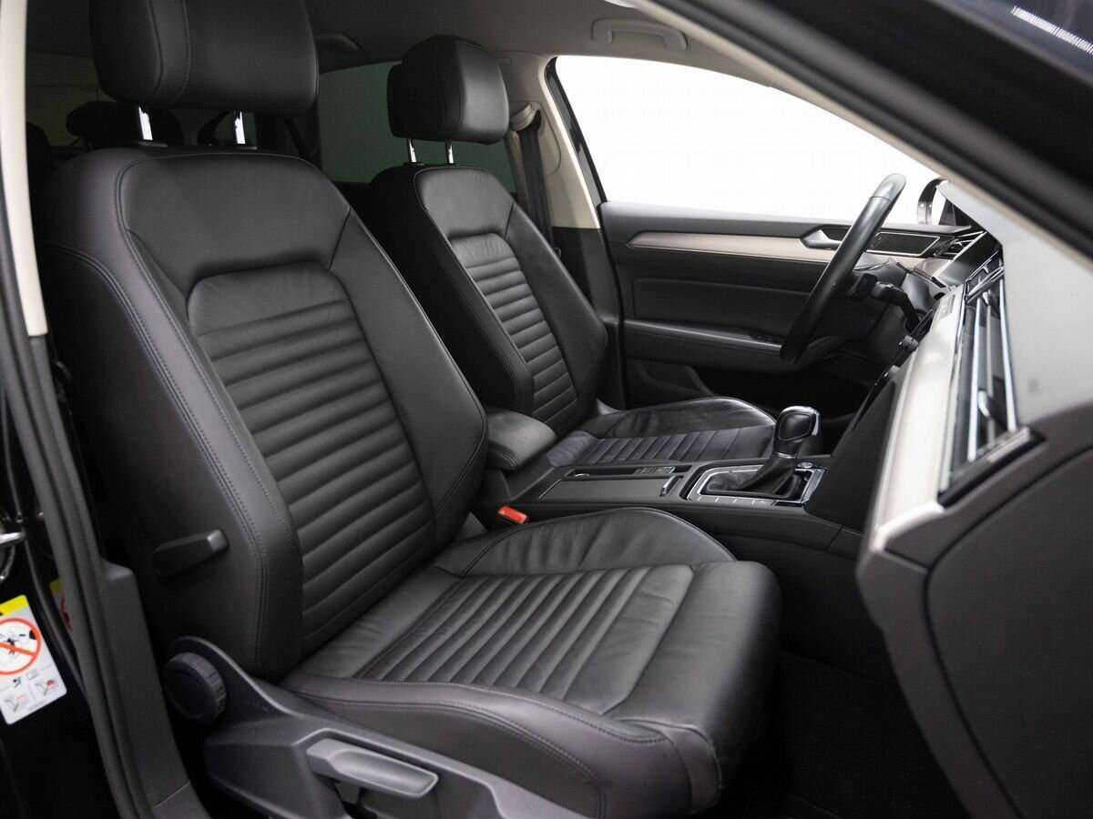 Volkswagen Passat с пробегом — 2019 год. Фото: #11