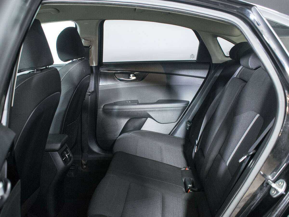 Kia Cerato с пробегом — 2018 год. Фото: #7