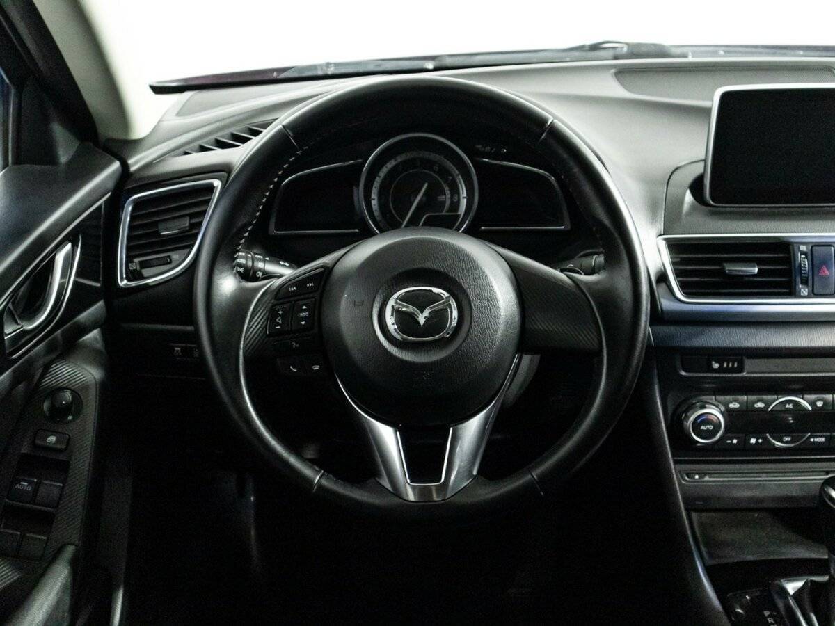 Mazda 3 с пробегом — 2013 год. Фото: #20