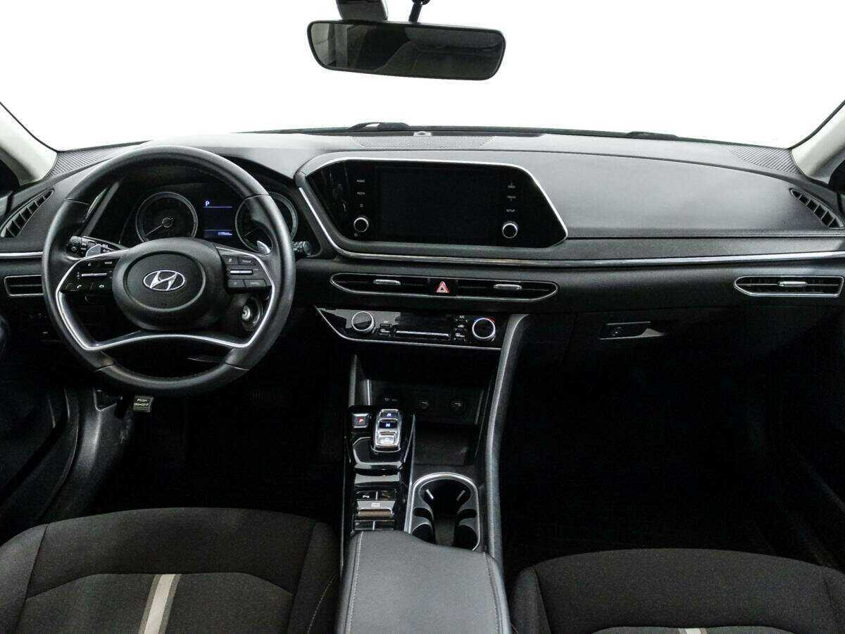 Hyundai Sonata с пробегом — 2021 год. Фото: #12