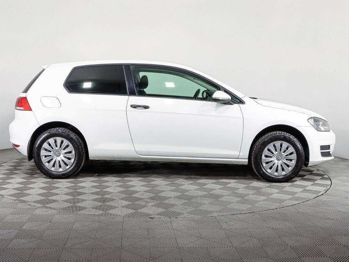 Volkswagen Golf с пробегом — 2013 год. Фото: #3