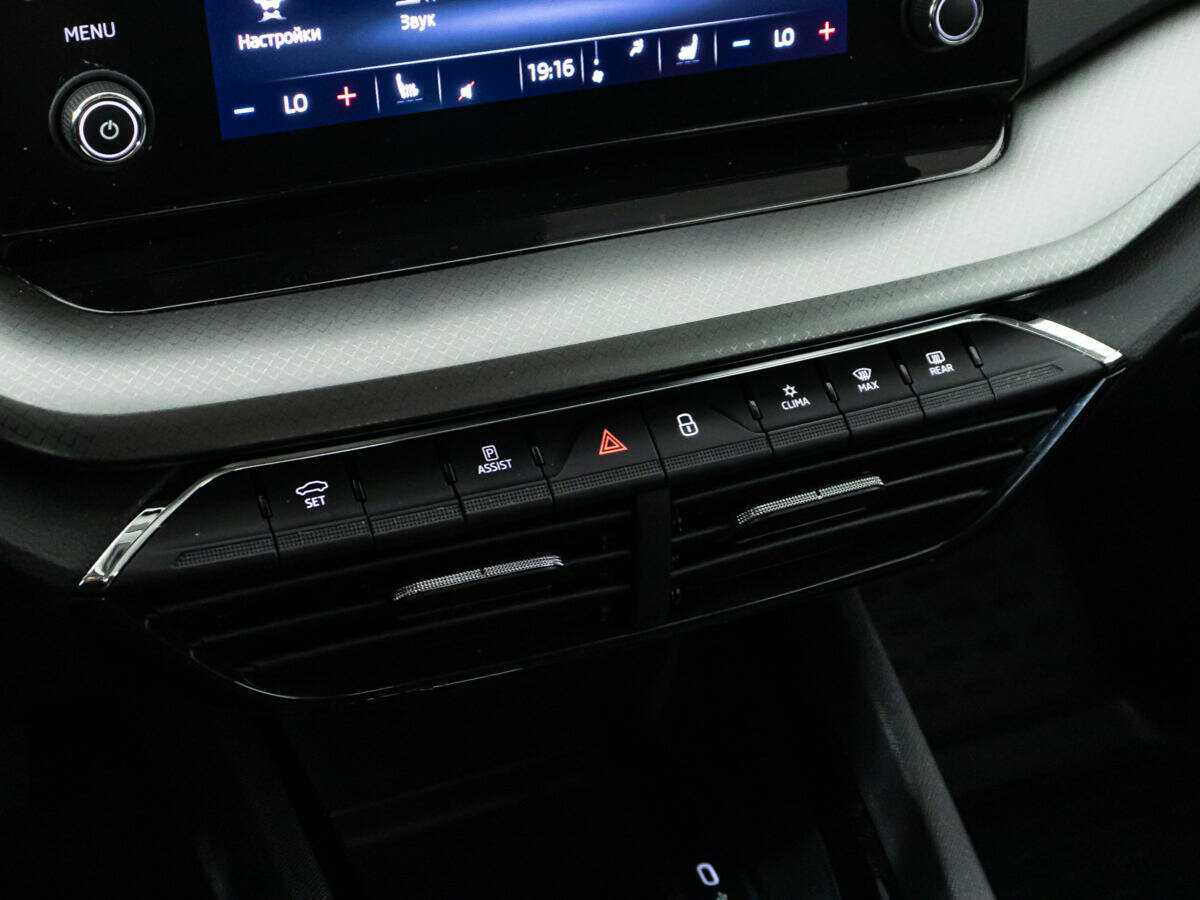 Skoda Octavia с пробегом — 2021 год. Фото: #16