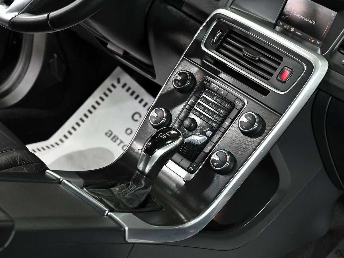 Volvo S60 с пробегом — 2013 год. Фото: #9