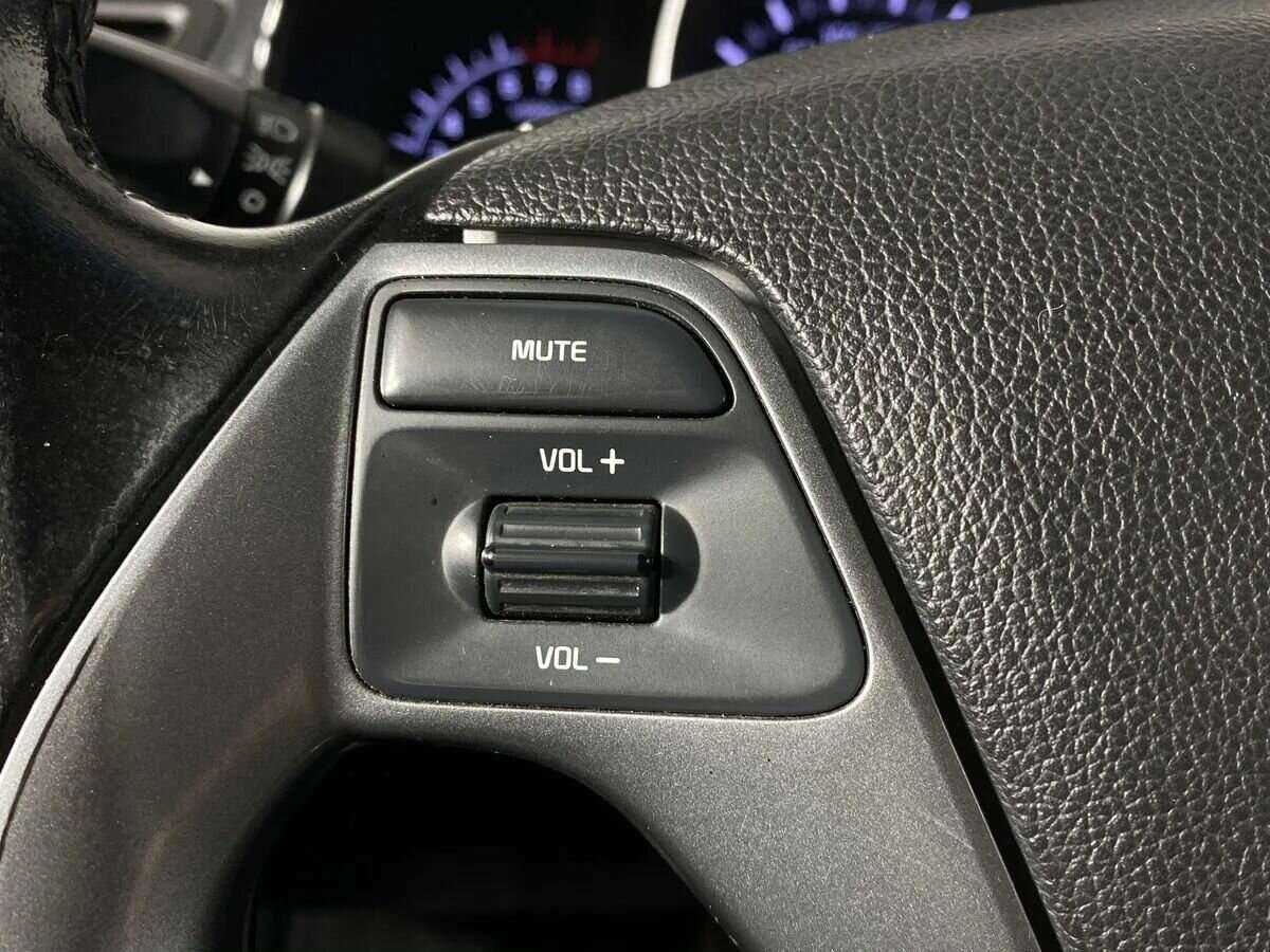 Kia Rio с пробегом — 2016 год. Фото: #12