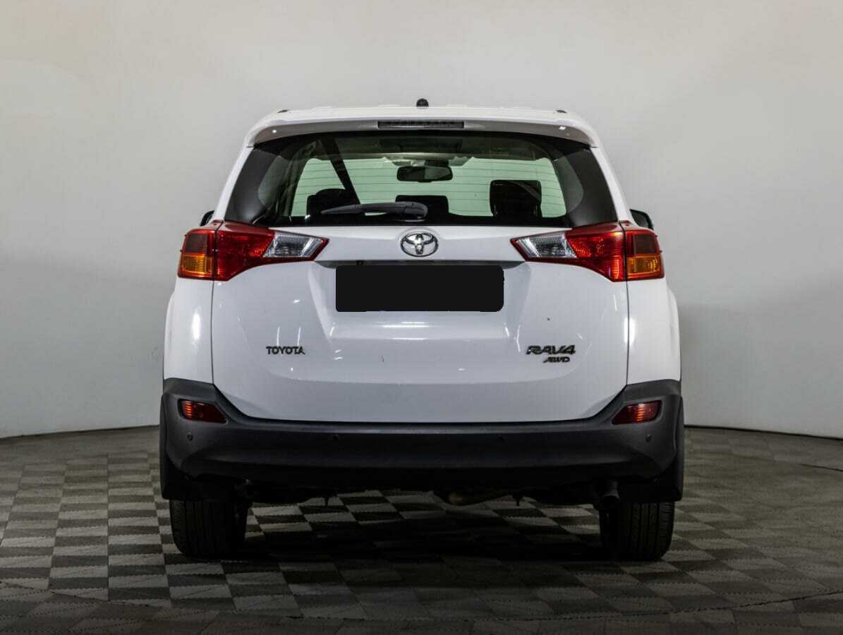 Toyota RAV4 с пробегом — 2013 год. Фото: #4