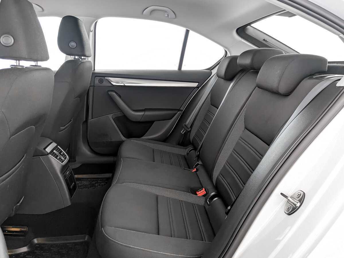 Skoda Octavia с пробегом — 2019 год. Фото: #9