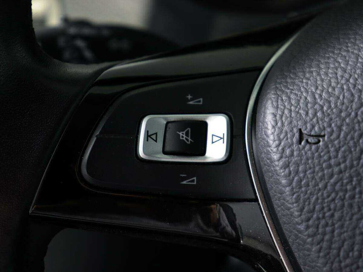 Volkswagen Polo с пробегом — 2019 год. Фото: #15