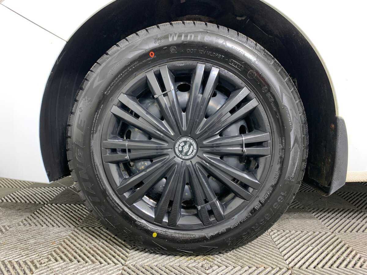 Hyundai Solaris с пробегом — 2017 год. Фото: #6