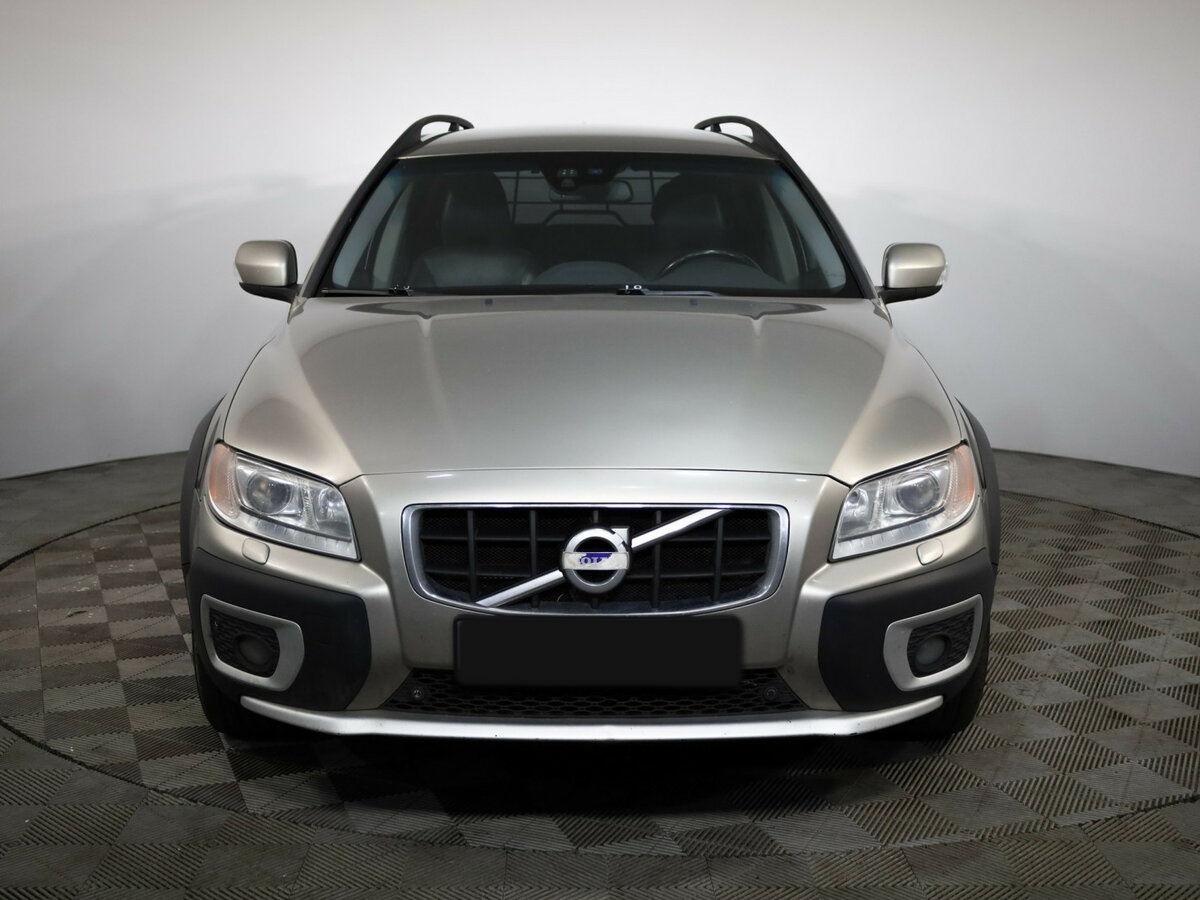 Volvo XC70 с пробегом — 2012 год. Фото: #1