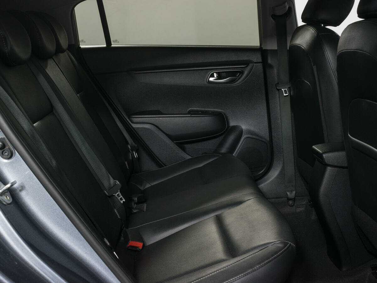 Kia Rio с пробегом — 2020 год. Фото: #5