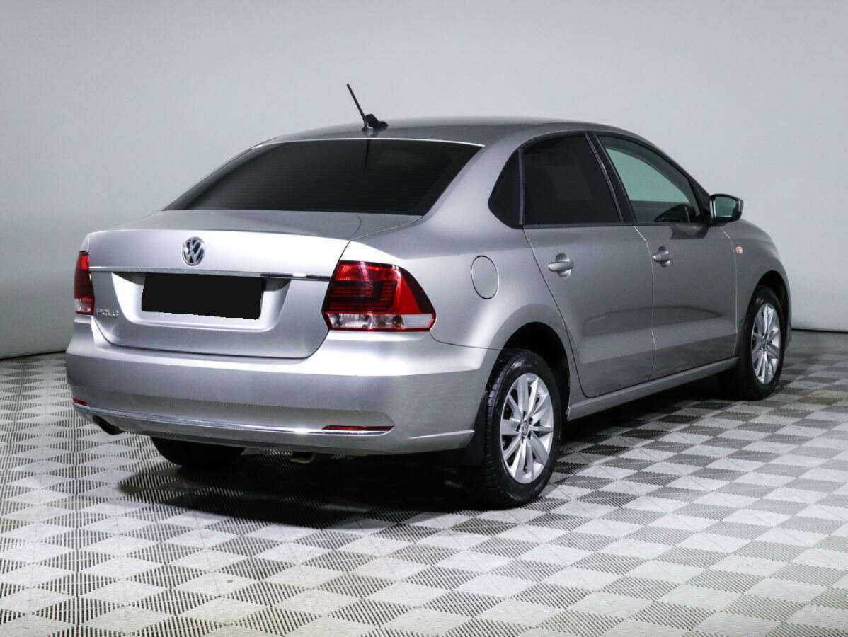 Volkswagen Polo с пробегом — 2017 год. Фото: #4