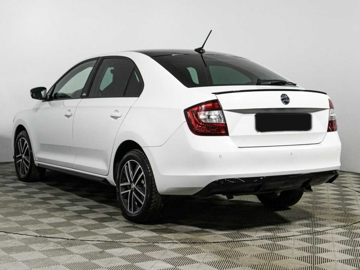 Skoda Rapid с пробегом — 2019 год. Фото: #6