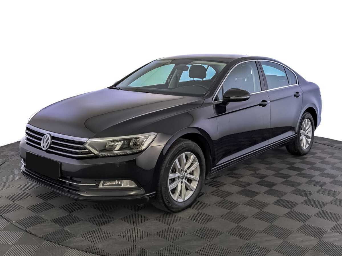 Volkswagen Passat с пробегом — 2018 год. Посмотреть фото