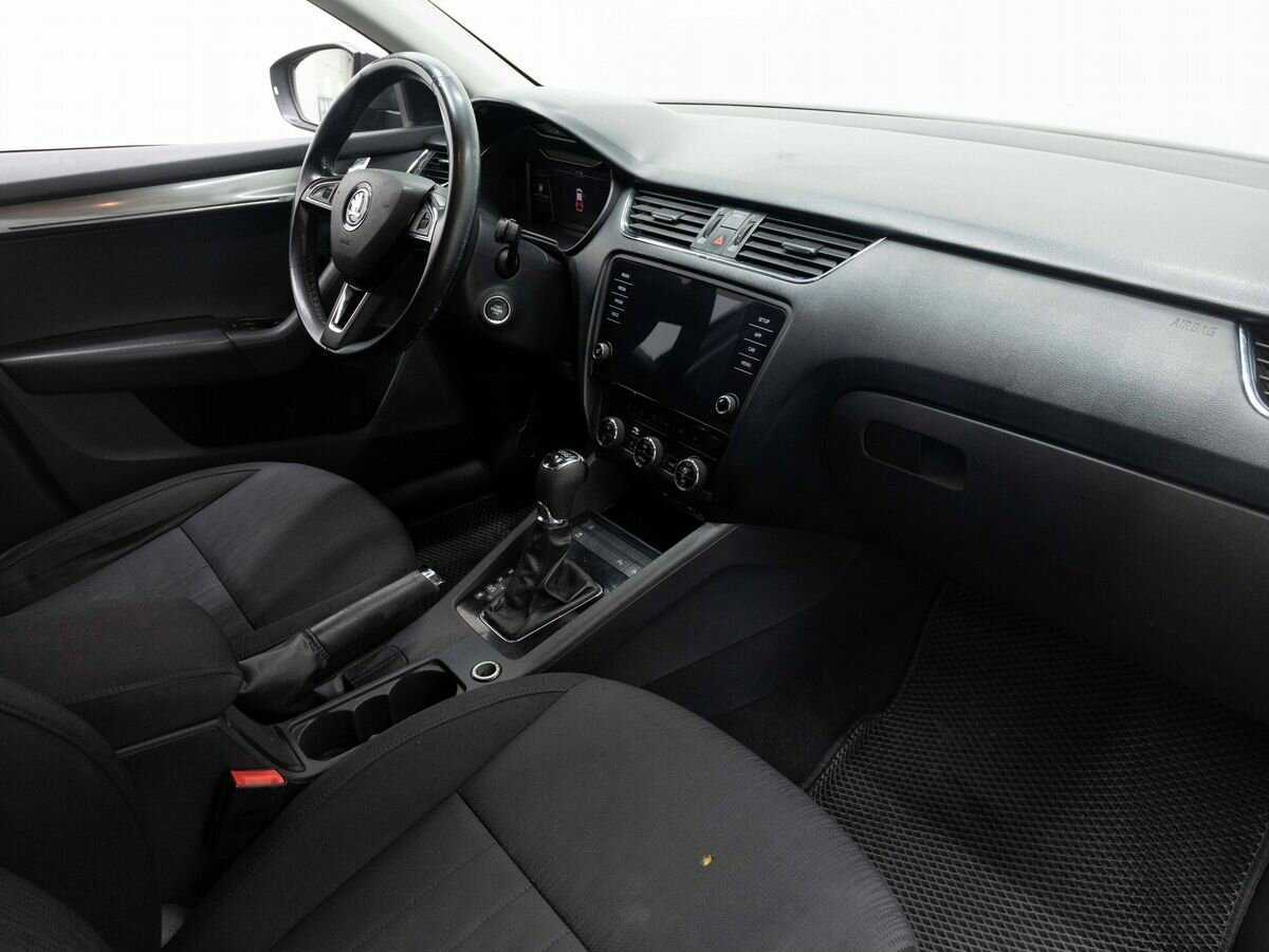 Skoda Octavia с пробегом — 2019 год. Фото: #10