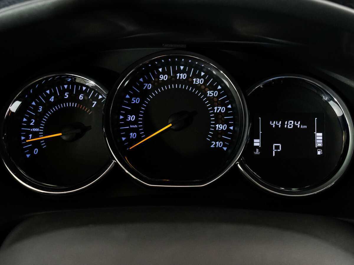 Renault Sandero с пробегом — 2021 год. Фото: #13