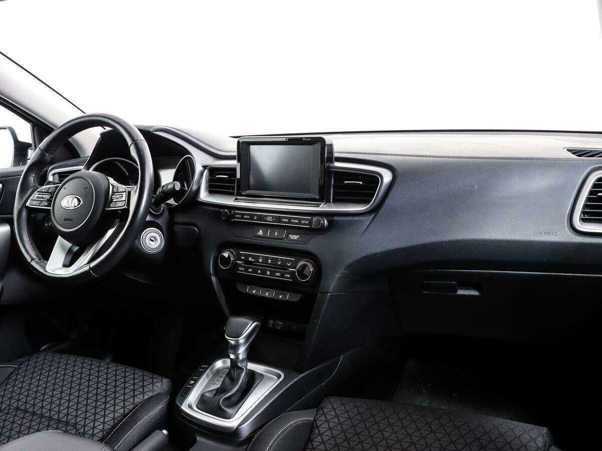 Kia Ceed с пробегом — 2019 год. Фото: #6