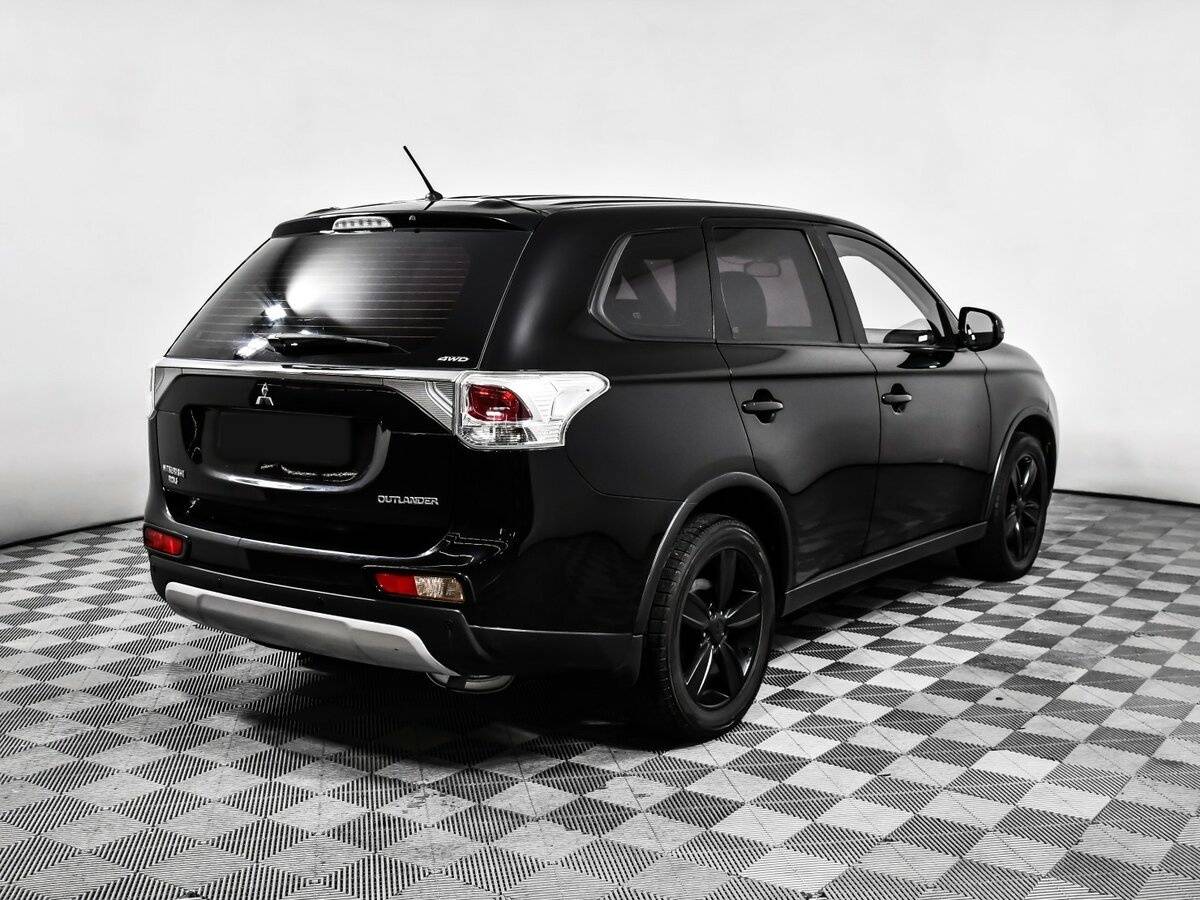 Mitsubishi Outlander с пробегом — 2014 год. Фото: #3