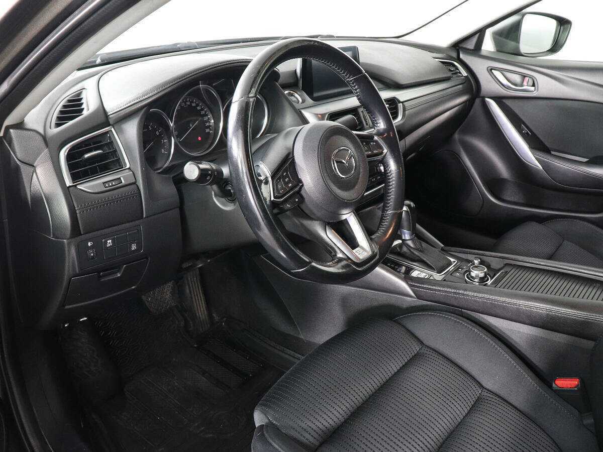 Mazda 6 с пробегом — 2017 год. Фото: #8