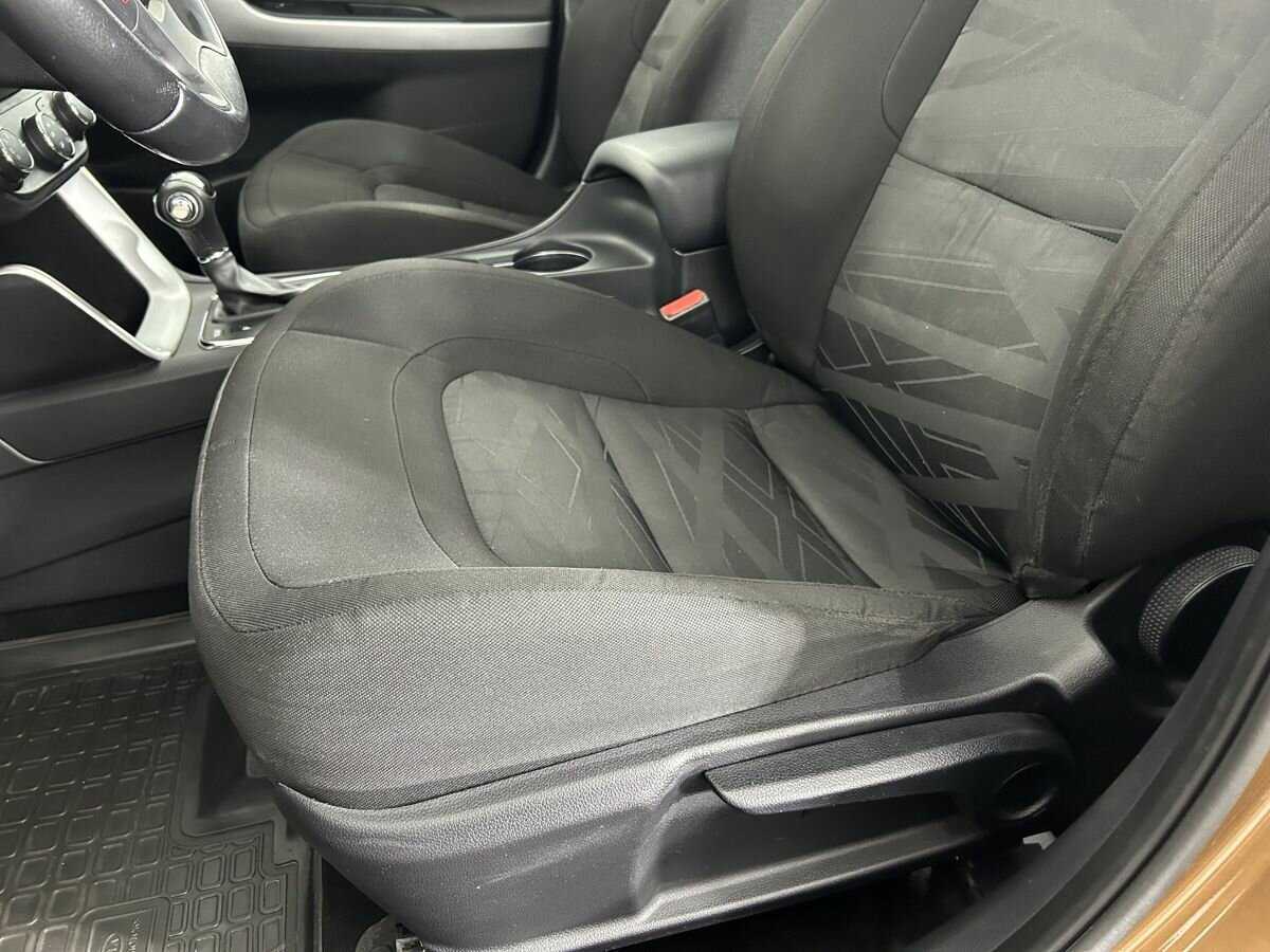 Kia Ceed с пробегом — 2016 год. Фото: #8