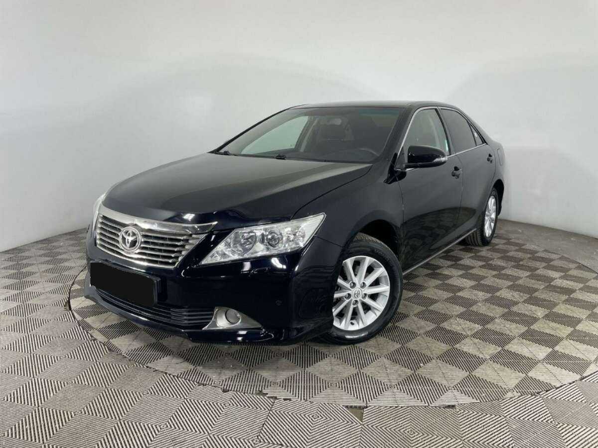 Toyota Camry с пробегом — 2012 год. Посмотреть фото