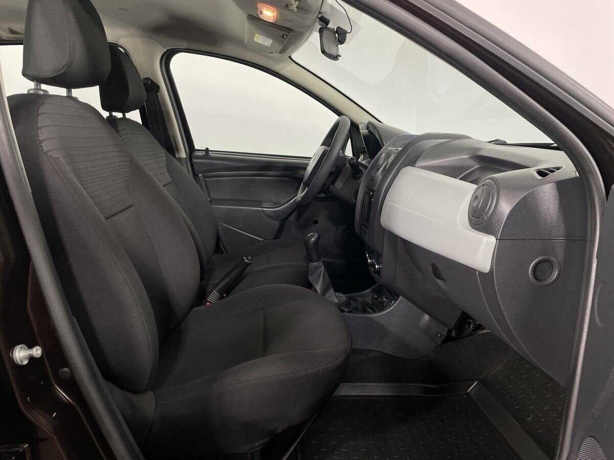 Renault Duster с пробегом — 2016 год. Фото: #12