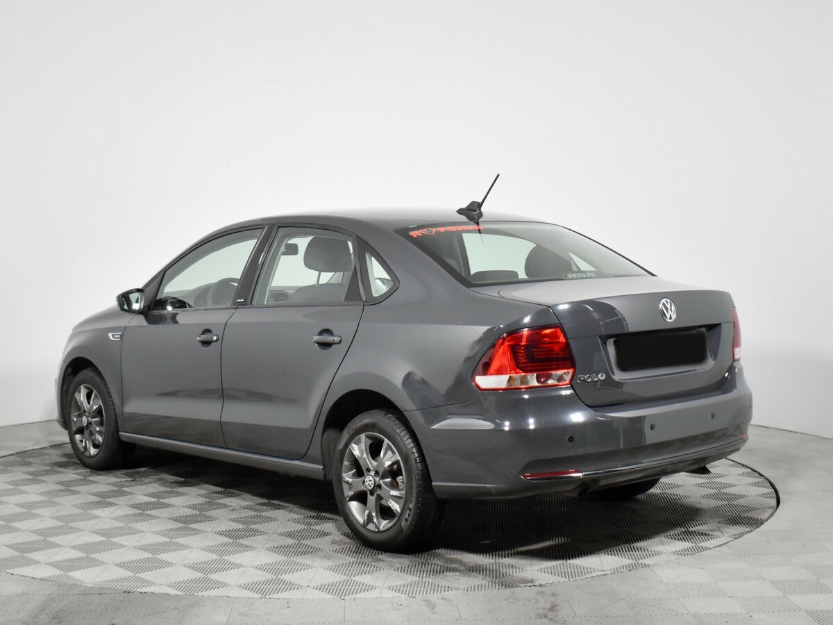 Volkswagen Polo с пробегом — 2017 год. Фото: #6