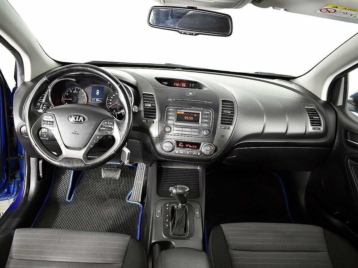 Kia Cerato с пробегом — 2013 год. Фото: #9