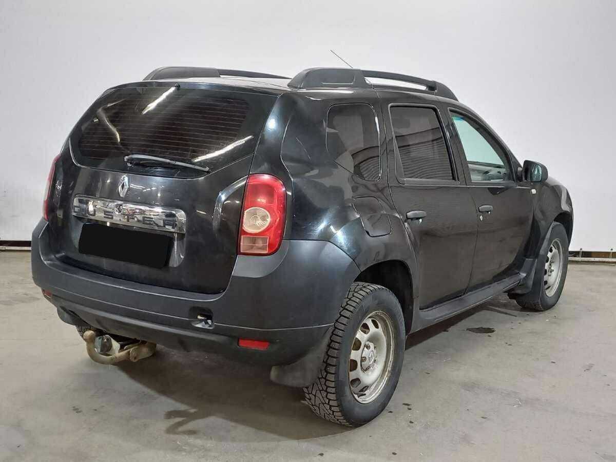 Renault Duster с пробегом — 2014 год. Фото: #4