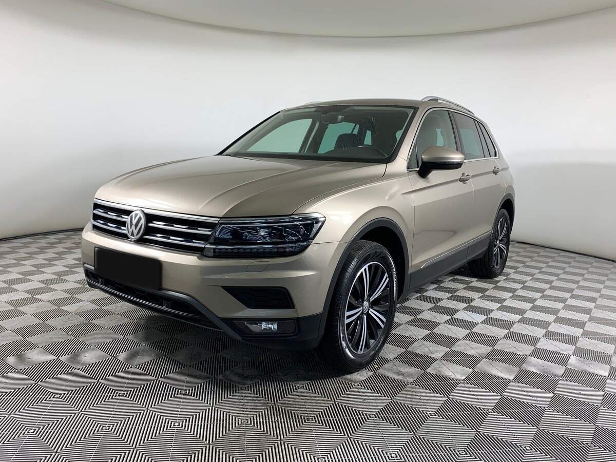 Volkswagen Tiguan с пробегом — 2018 год. Посмотреть фото